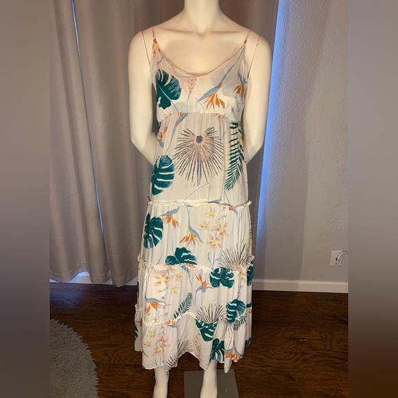 White palm pattern maxi dress with spaghetti straps - Picture 1 of 2